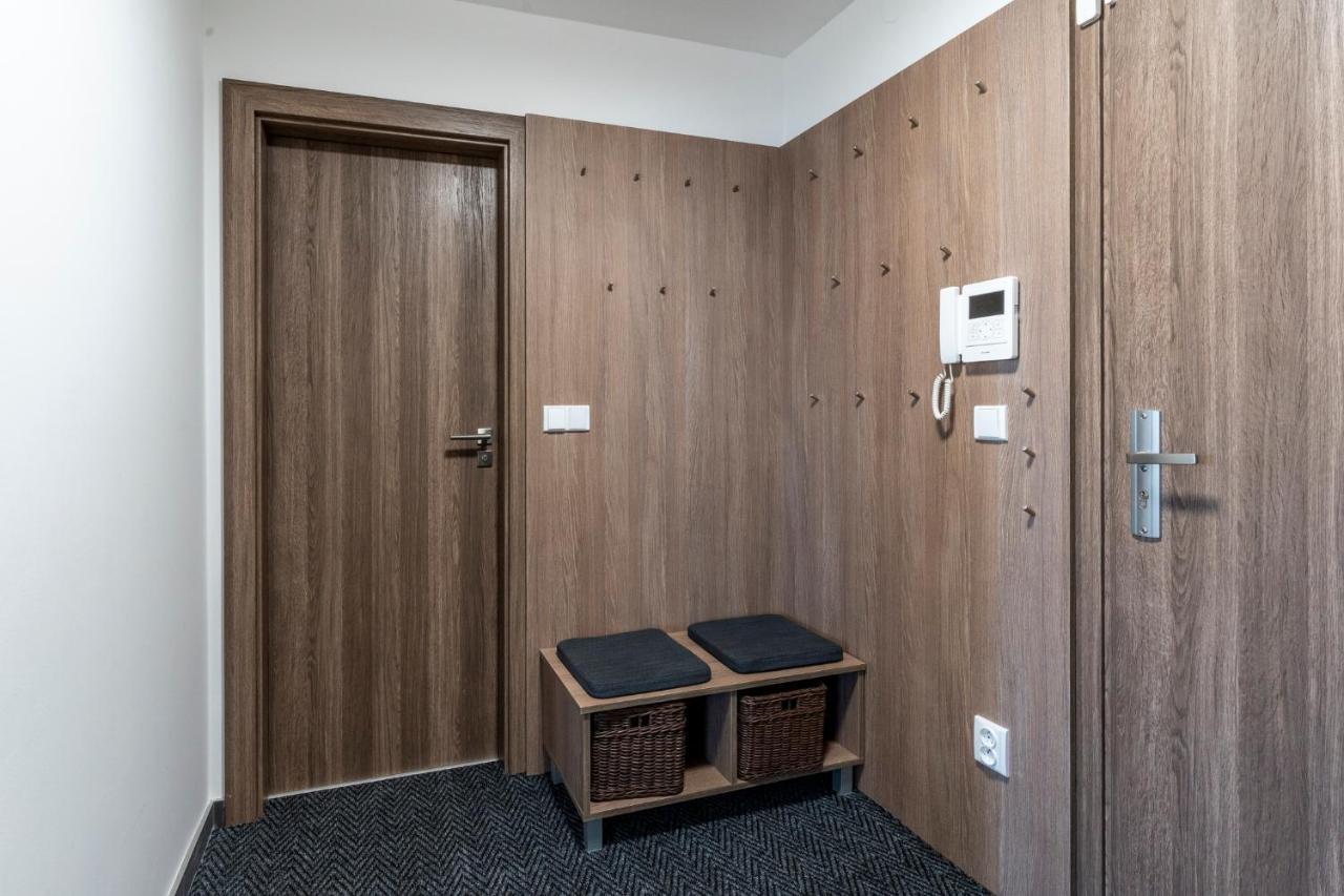 Apartman Horni Misecky - Luxusni Ubytovani Pro Dve Rodiny S Detmi Exterior photo