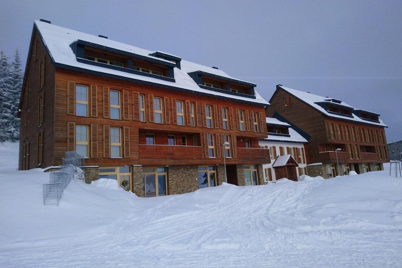 Apartman Horni Misecky - Luxusni Ubytovani Pro Dve Rodiny S Detmi Exterior photo